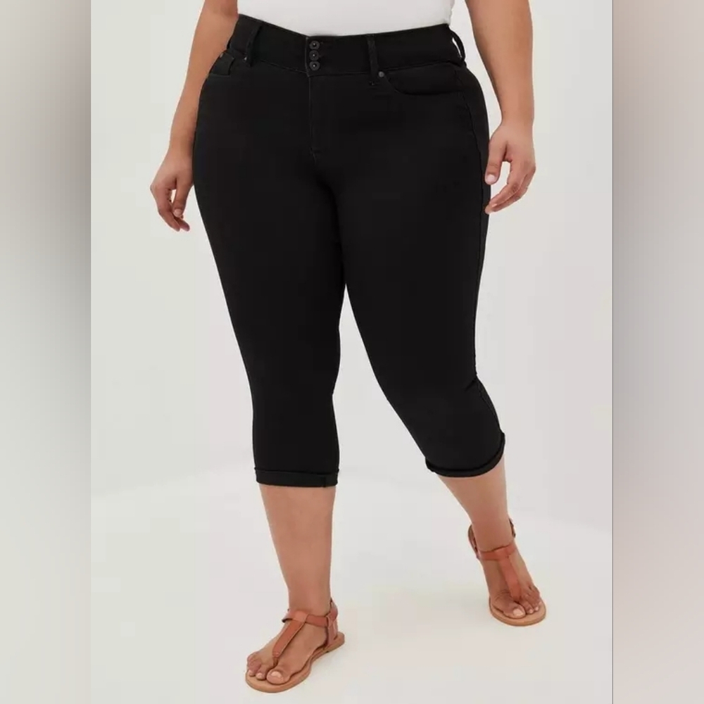 Torrid Super Soft Crop Jegging, Size 28
